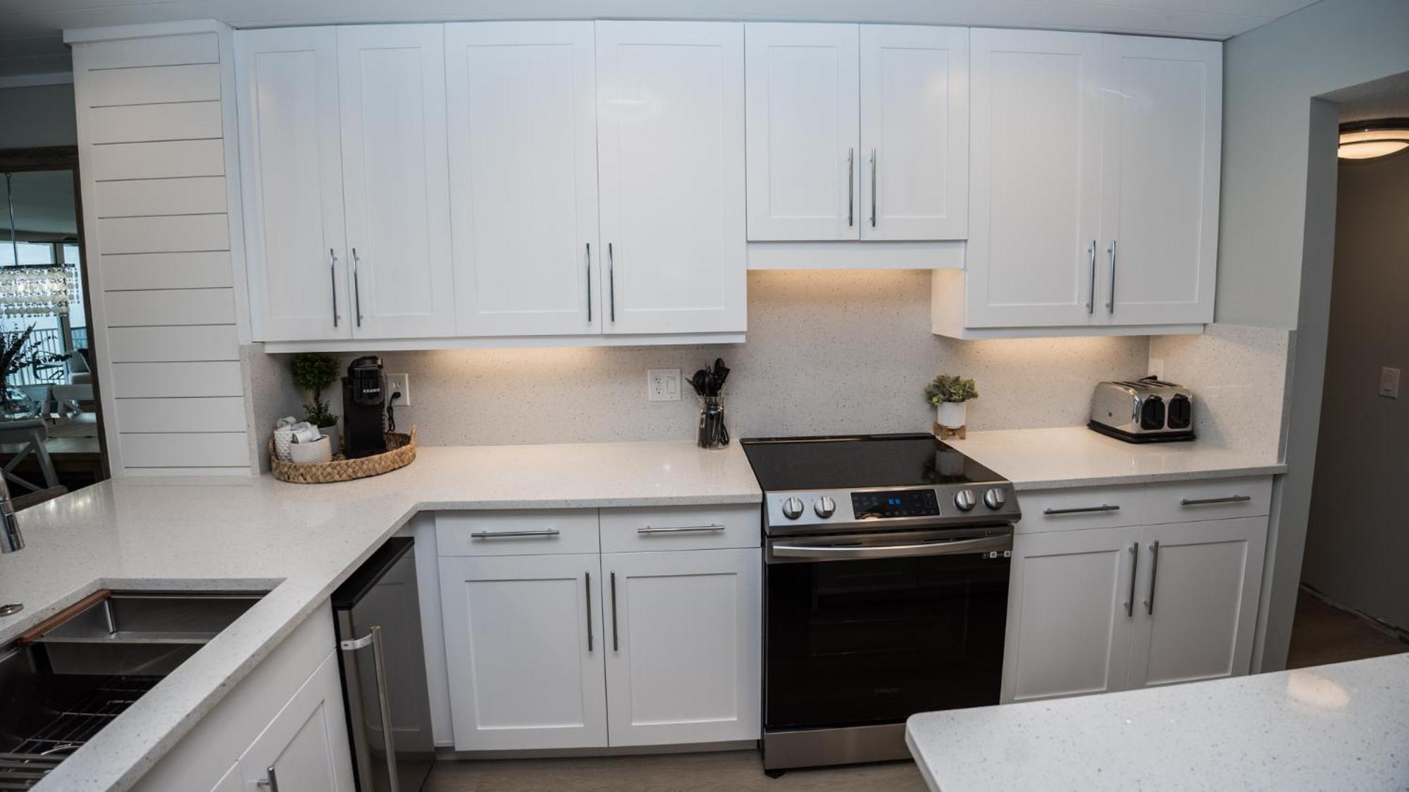 New Rental - 3Br 3Ba Corner Beachfront - 2024 Remodel - 3 Pools, Tiki Hut, Gym, Tennis Panama City Beach Extérieur photo