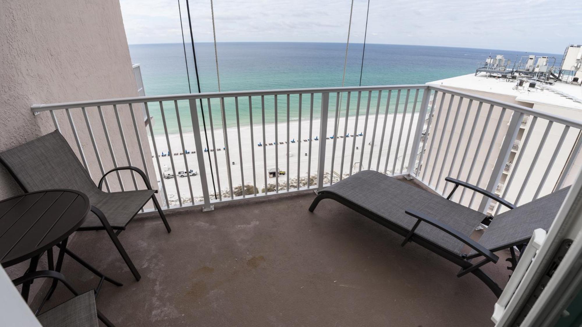 New Rental - 3Br 3Ba Corner Beachfront - 2024 Remodel - 3 Pools, Tiki Hut, Gym, Tennis Panama City Beach Extérieur photo