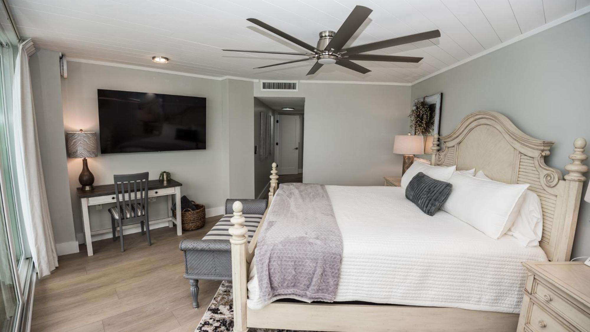 New Rental - 3Br 3Ba Corner Beachfront - 2024 Remodel - 3 Pools, Tiki Hut, Gym, Tennis Panama City Beach Extérieur photo